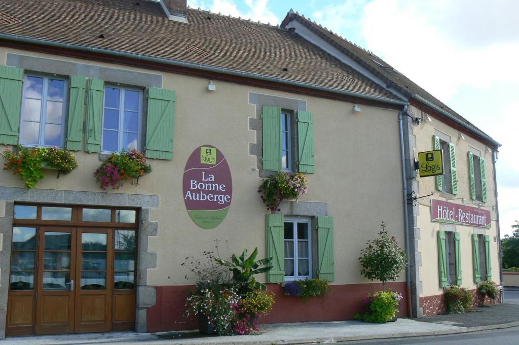 La Bonne Auberge Nouzerines Exterior photo